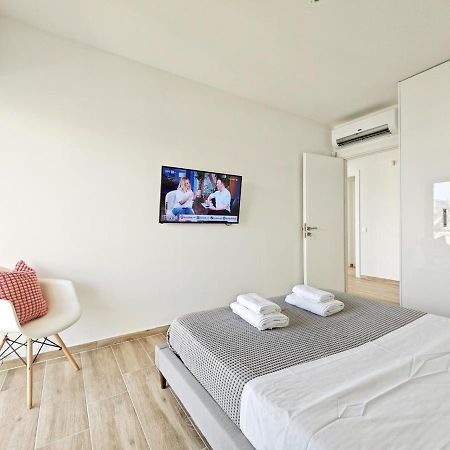 Costa Alimos By Verde Apartments أثينا المظهر الخارجي الصورة