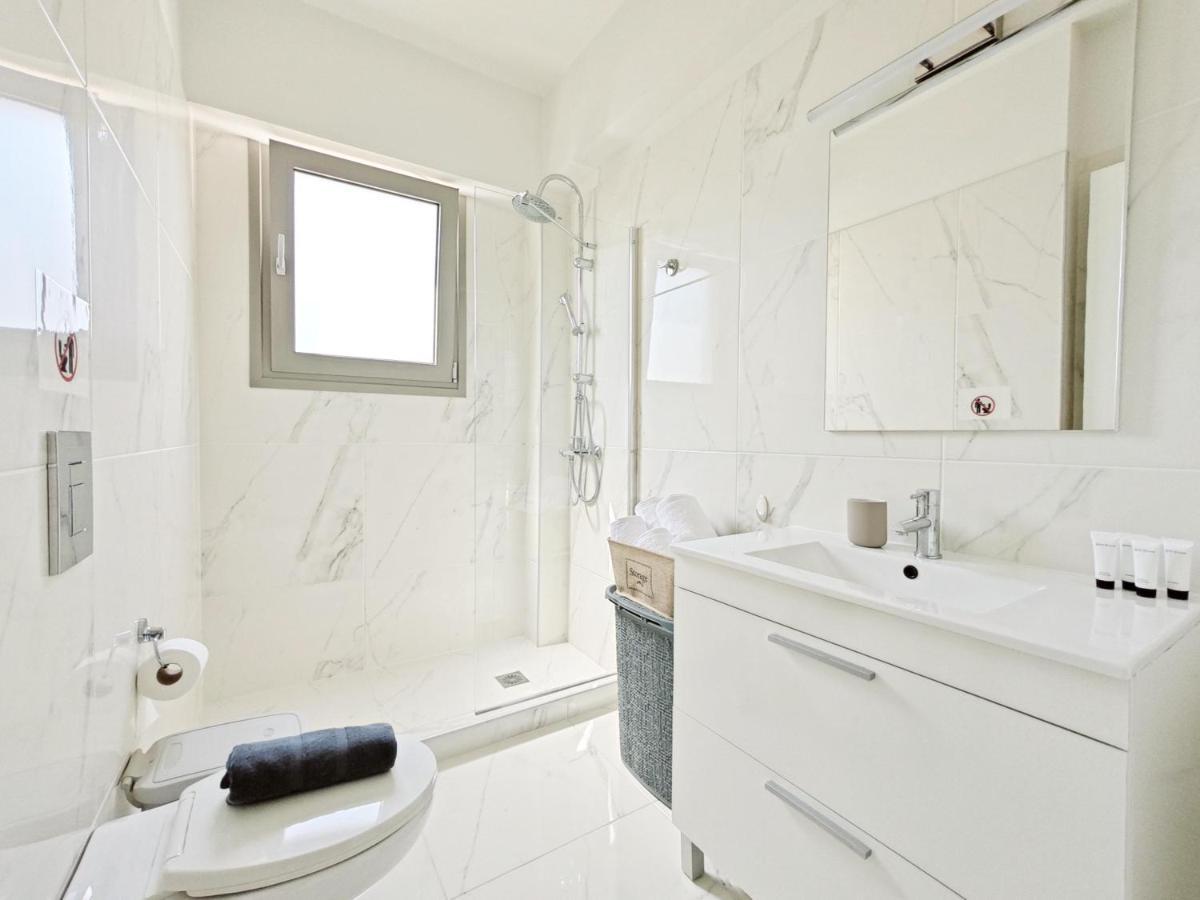 Costa Alimos By Verde Apartments أثينا المظهر الخارجي الصورة
